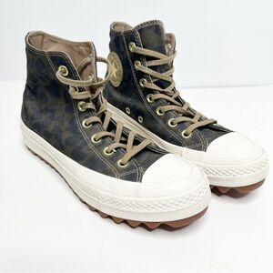 Converse Chuck Taylor RARE Lift Ripple High Top Sneakers Camo Star Size 7.5